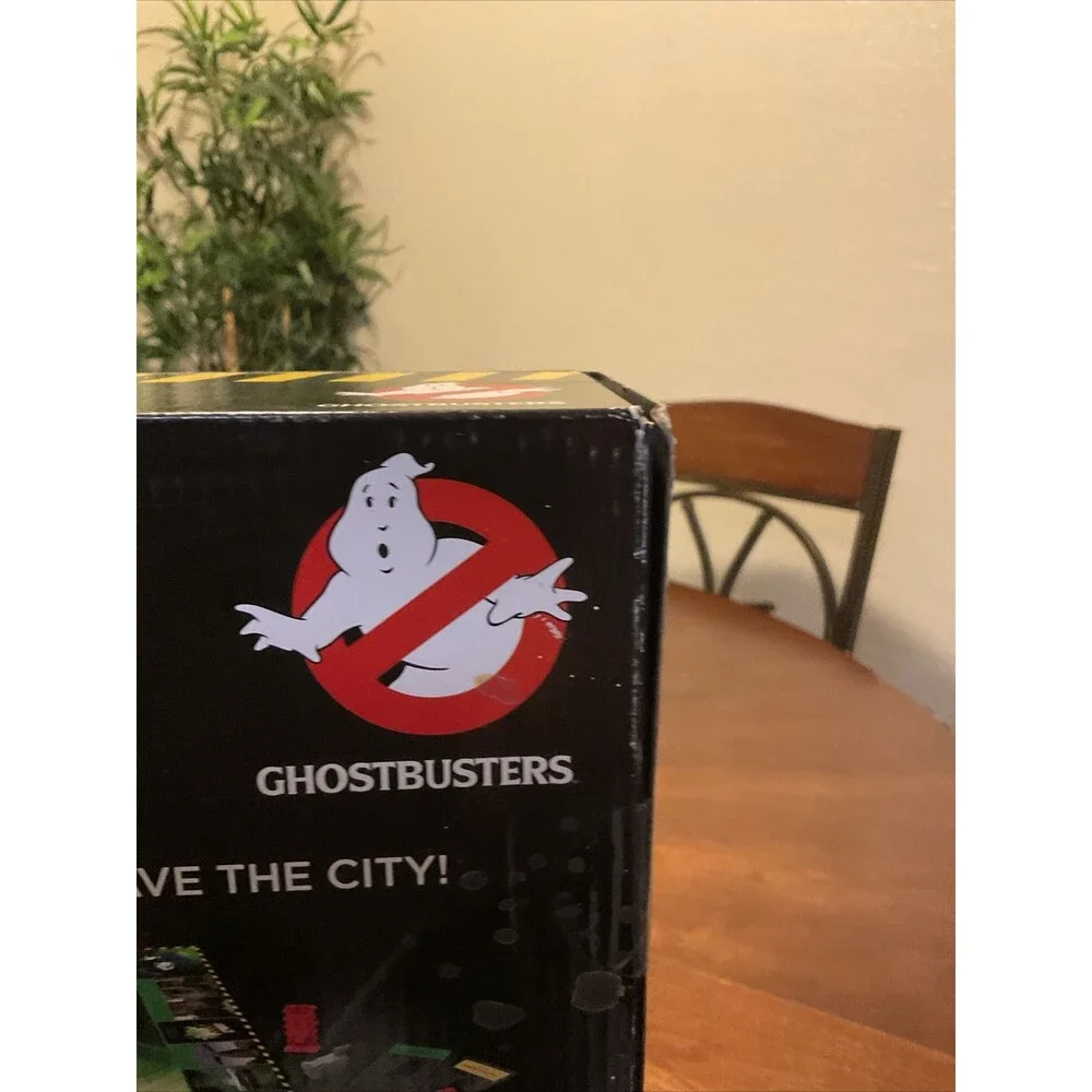 Monopoly Game: Ghostbusters Edition with Theme Song Fast-Dealing Property Game